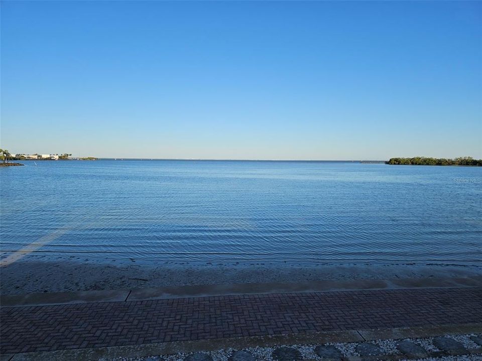 For Sale: $134,900 (2 beds, 1 baths, 760 Square Feet)