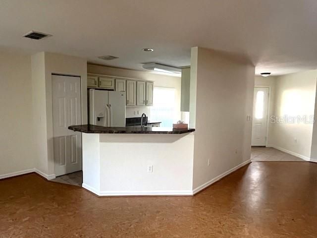 For Rent: $1,895 (2 beds, 2 baths, 1874 Square Feet)