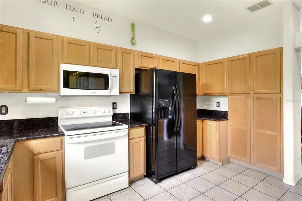 For Sale: $359,000 (3 beds, 2 baths, 2168 Square Feet)