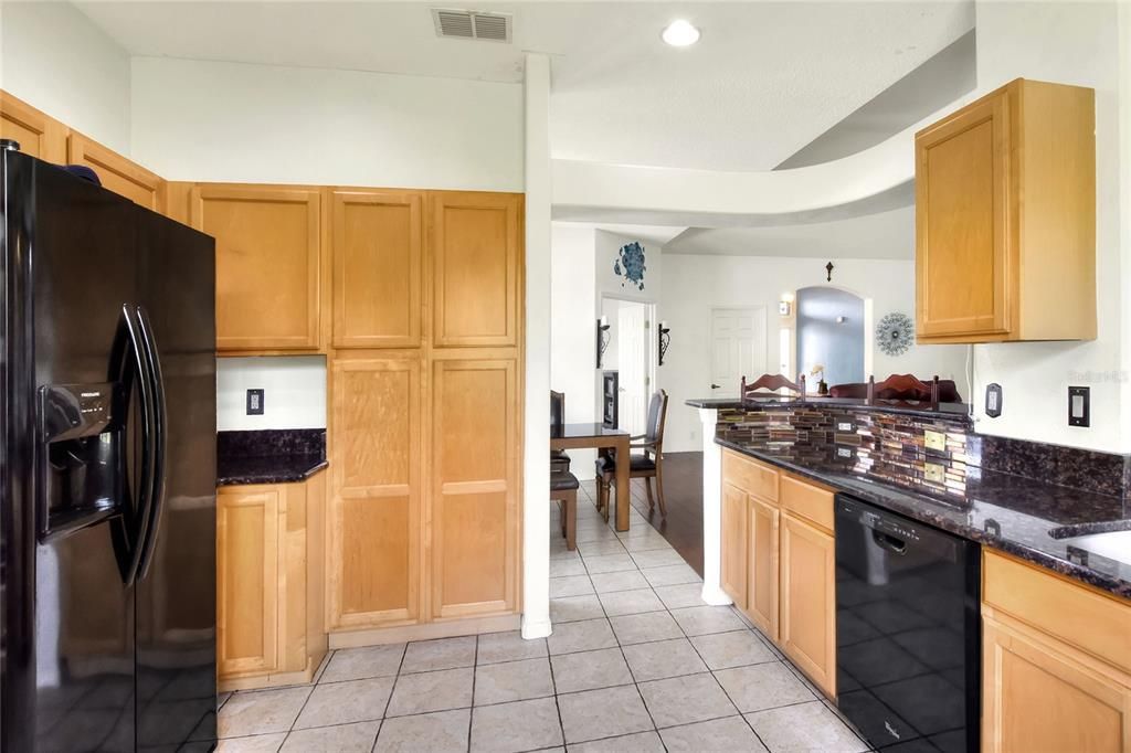 For Sale: $359,000 (3 beds, 2 baths, 2168 Square Feet)