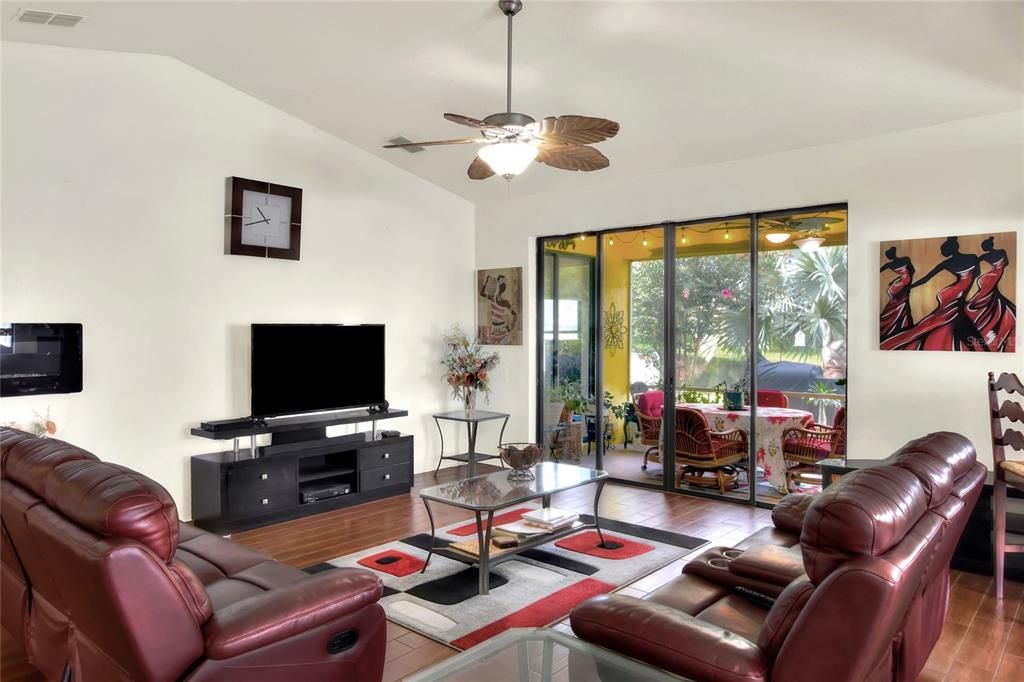 For Sale: $359,000 (3 beds, 2 baths, 2168 Square Feet)