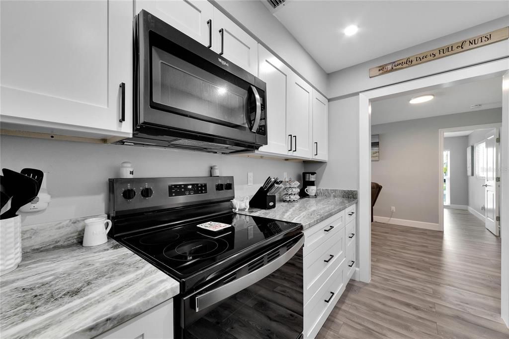 For Sale: $459,000 (2 beds, 2 baths, 1508 Square Feet)