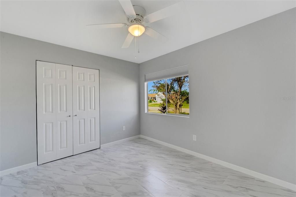 Active With Contract: $279,900 (3 beds, 2 baths, 1319 Square Feet)