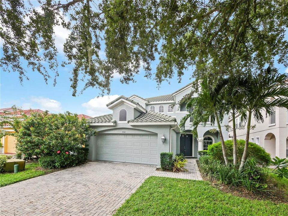 Active With Contract: $4,000 (4 beds, 3 baths, 2717 Square Feet)