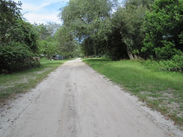 En Venta: $35,000 (0.90 acres)