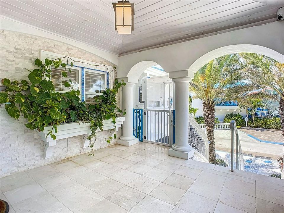 Joy by the Sea Beach House second level main entrance