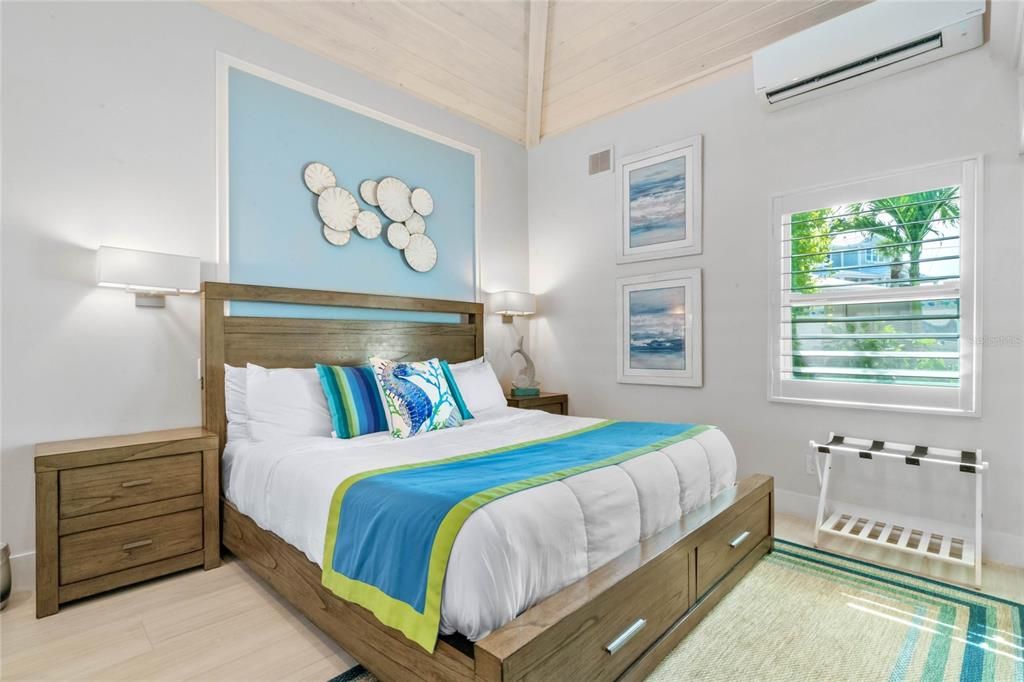 Joy by the Sea Villa bedroom