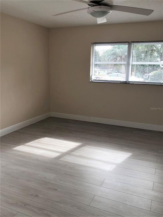 For Rent: $1,800 (3 beds, 2 baths, 1832 Square Feet)