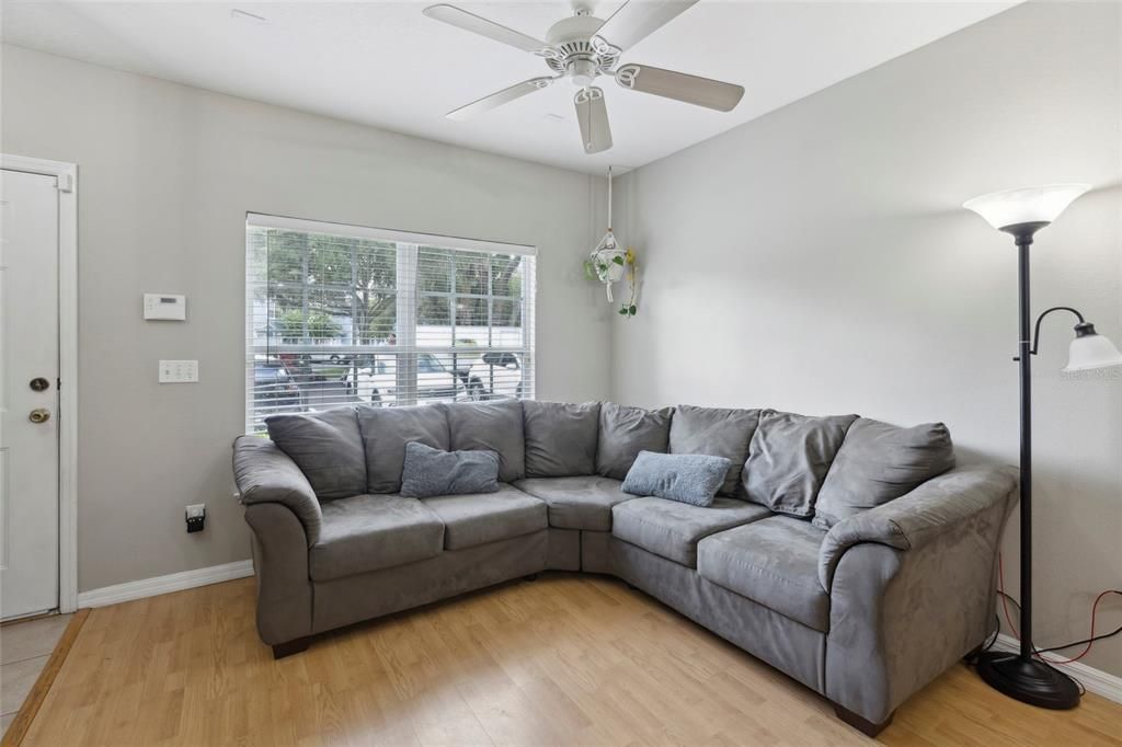 For Sale: $240,000 (2 beds, 2 baths, 1056 Square Feet)