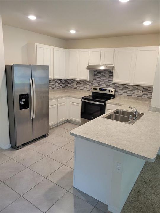 For Rent: $2,600 (3 beds, 2 baths, 1510 Square Feet)