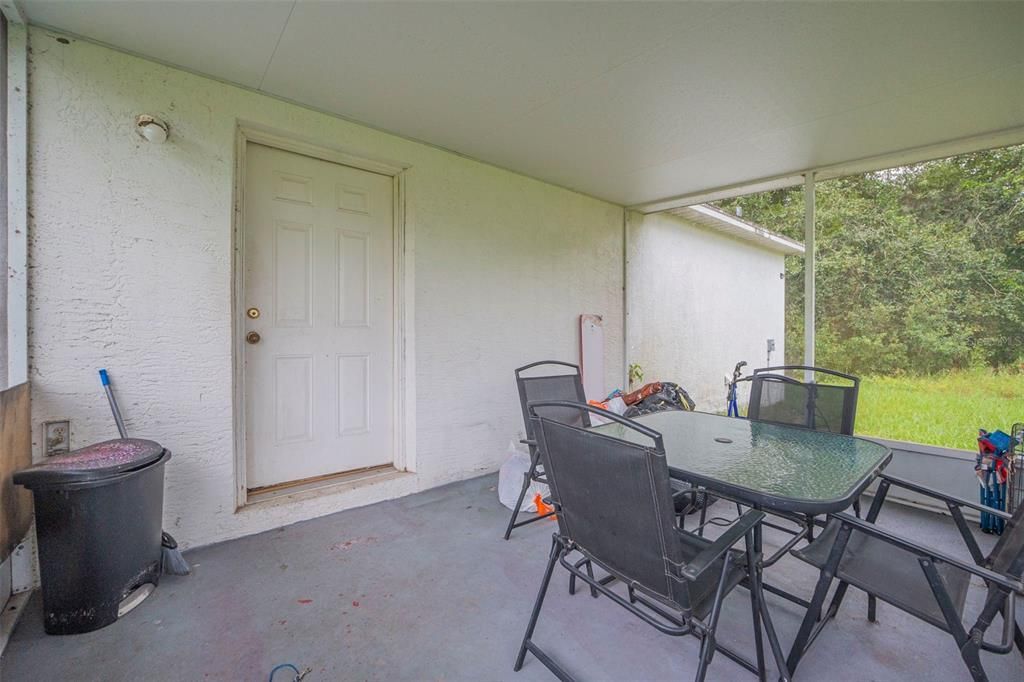 Screened Patio