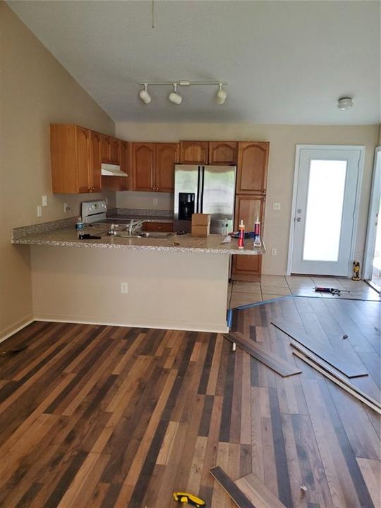 For Rent: $1,550 (2 beds, 2 baths, 844 Square Feet)