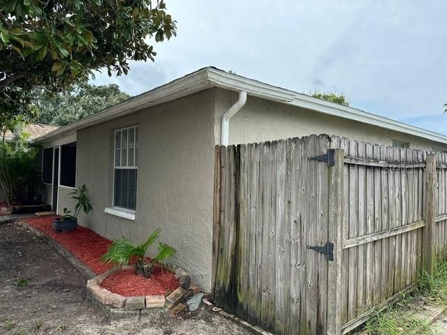 For Sale: $308,500 (3 beds, 2 baths, 1500 Square Feet)