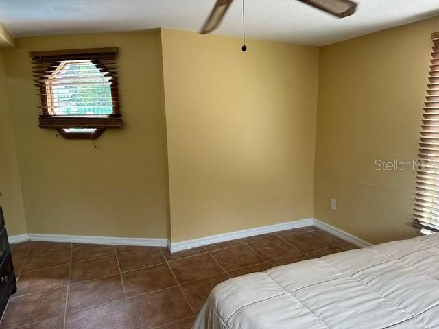 For Sale: $308,500 (3 beds, 2 baths, 1500 Square Feet)