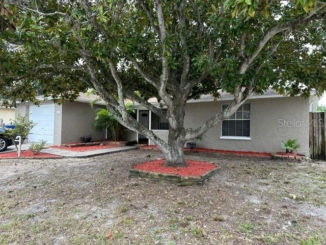 For Sale: $308,500 (3 beds, 2 baths, 1500 Square Feet)