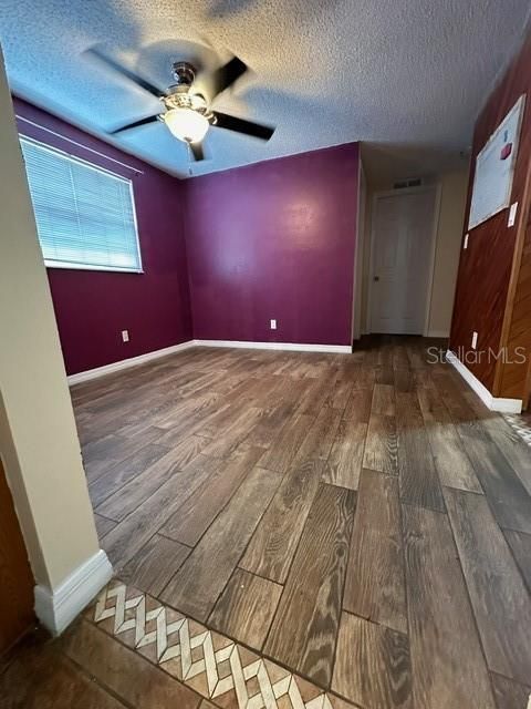 For Sale: $308,500 (3 beds, 2 baths, 1500 Square Feet)