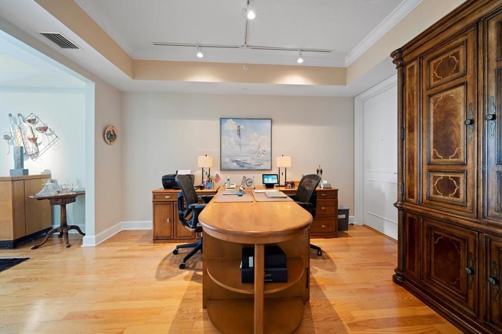 For Sale: $1,950,000 (2 beds, 2 baths, 2384 Square Feet)