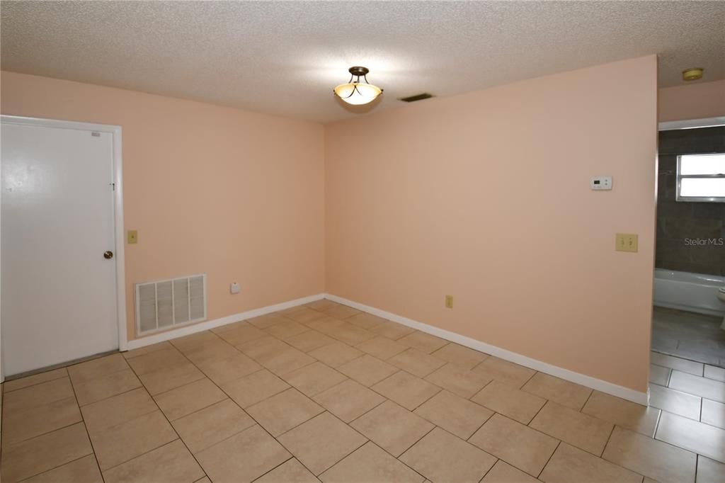 Active With Contract: $2,450 (3 beds, 2 baths, 1627 Square Feet)