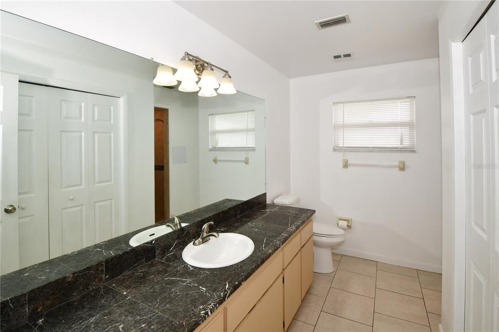 Active With Contract: $2,450 (3 beds, 2 baths, 1627 Square Feet)