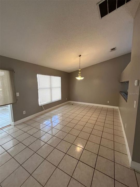 For Rent: $2,400 (3 beds, 2 baths, 1590 Square Feet)