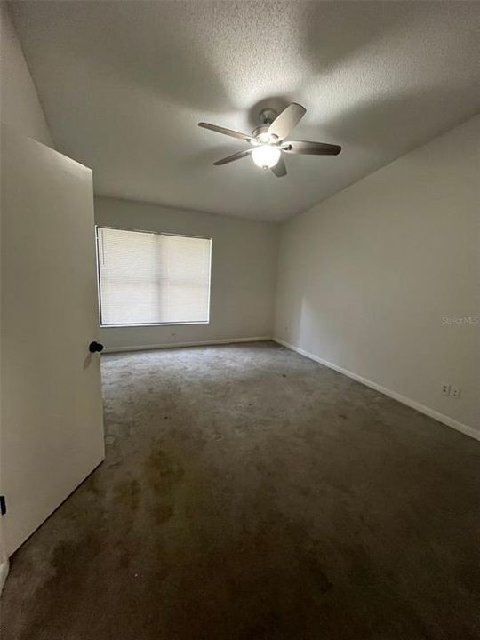 For Rent: $2,400 (3 beds, 2 baths, 1590 Square Feet)