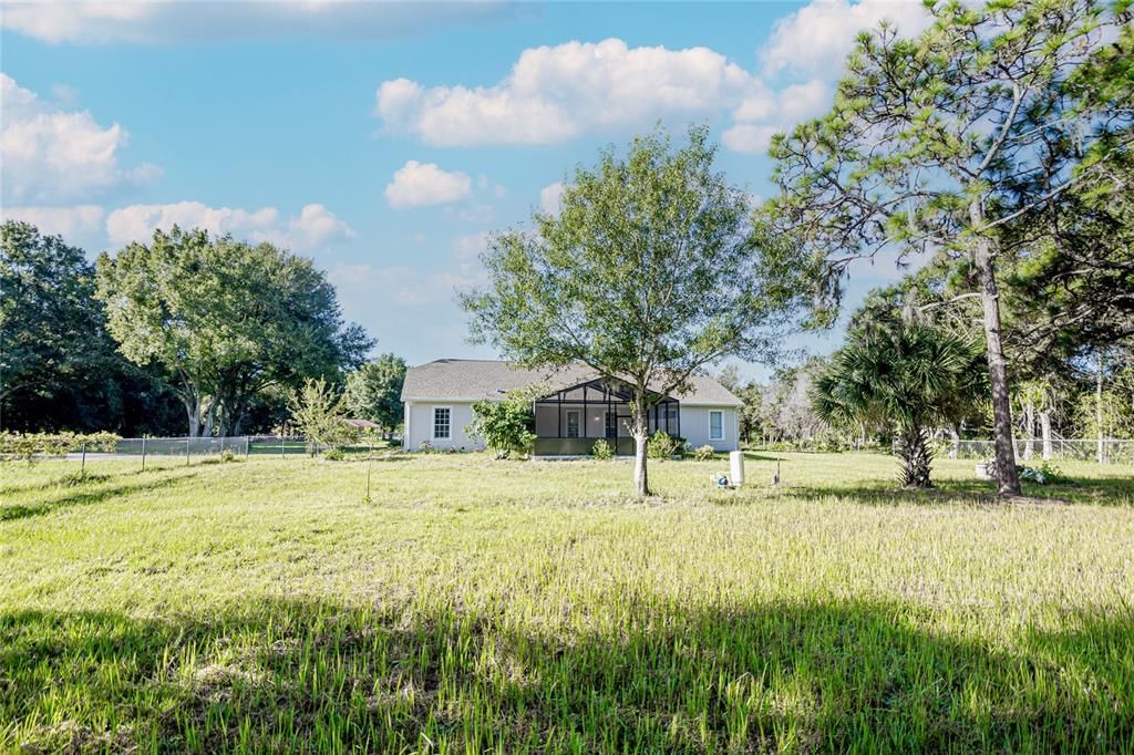 For Sale: $899,000 (3 beds, 3 baths, 2451 Square Feet)