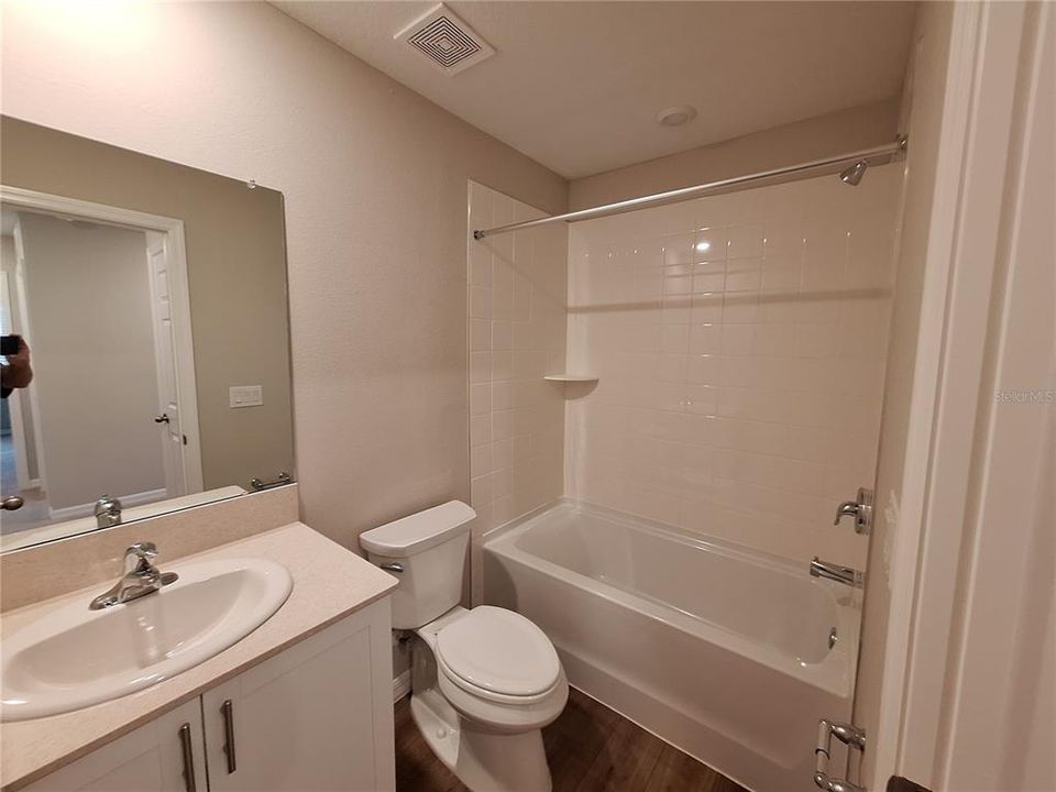 For Rent: $4,025 (4 beds, 2 baths, 2039 Square Feet)