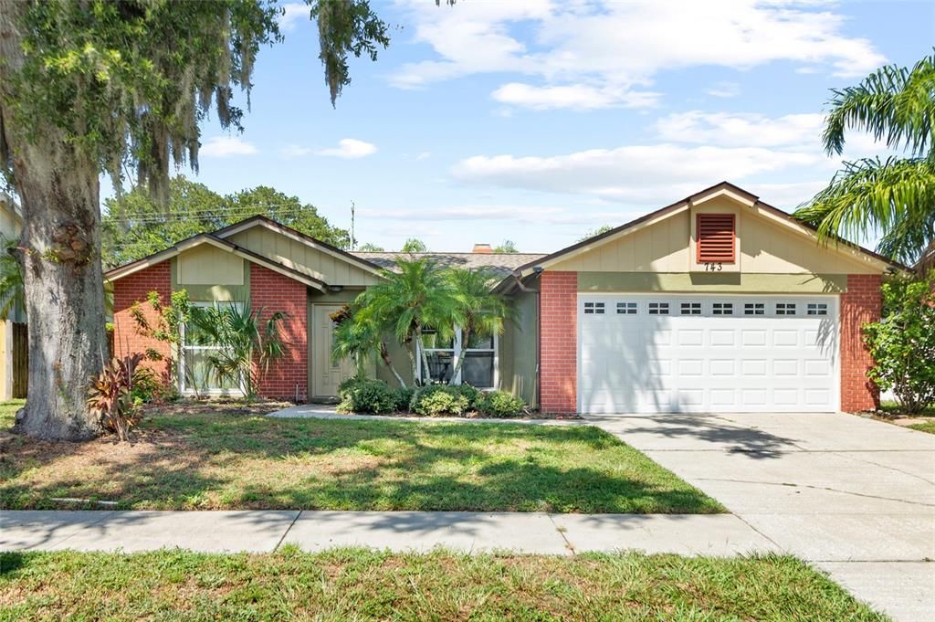 For Sale: $390,000 (3 beds, 2 baths, 1414 Square Feet)