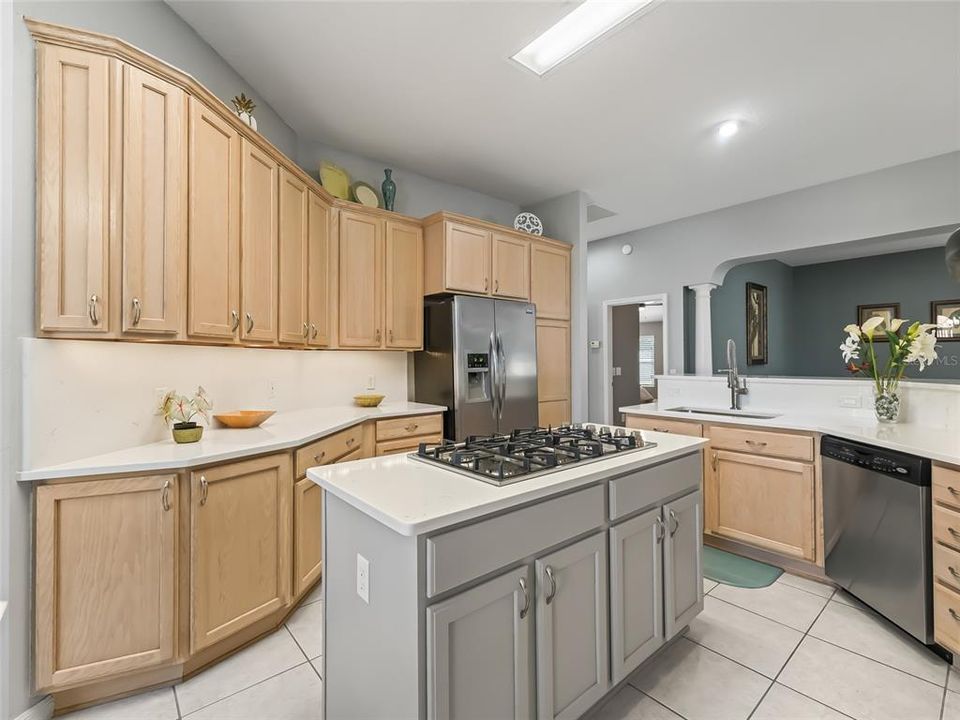 For Sale: $489,900 (3 beds, 2 baths, 2238 Square Feet)