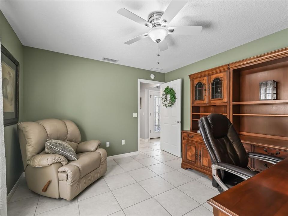 For Sale: $489,900 (3 beds, 2 baths, 2238 Square Feet)