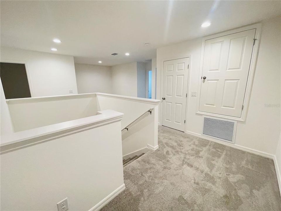 For Rent: $2,099 (4 beds, 2 baths, 2144 Square Feet)