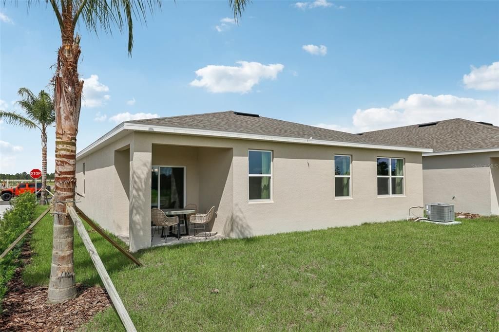 For Sale: $399,990 (4 beds, 2 baths, 1839 Square Feet)