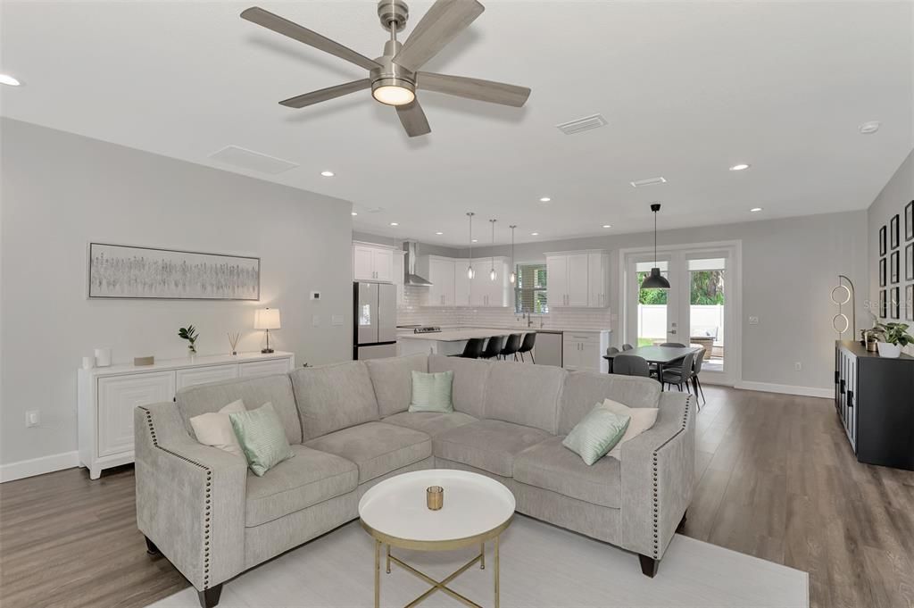 For Sale: $459,000 (3 beds, 2 baths, 1669 Square Feet)