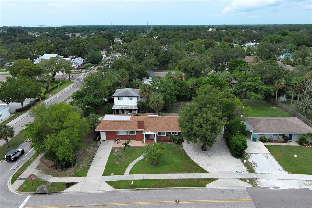 Active With Contract: $429,000 (3 beds, 2 baths, 1638 Square Feet)