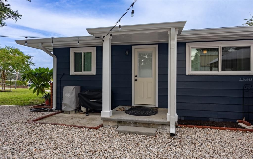 Active With Contract: $429,000 (3 beds, 2 baths, 1638 Square Feet)