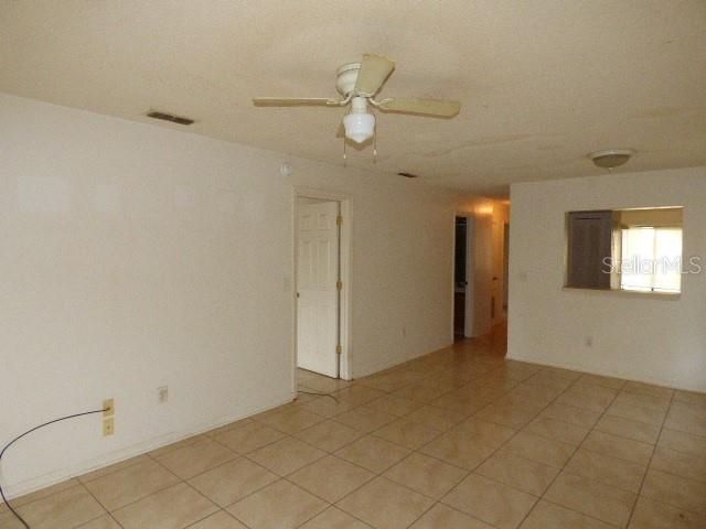 For Rent: $1,595 (2 beds, 2 baths, 874 Square Feet)