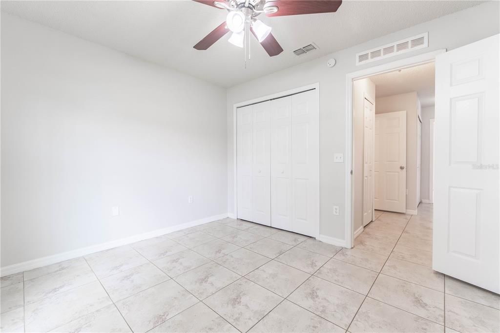 For Sale: $265,000 (3 beds, 2 baths, 1368 Square Feet)