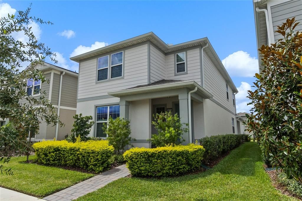 For Sale: $760,000 (3 beds, 2 baths, 2627 Square Feet)