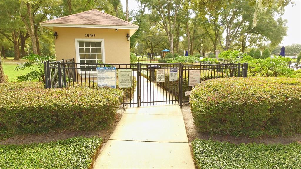 Gated entry to pool