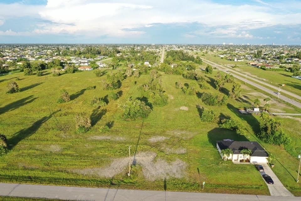 En Venta: $40,000 (0.24 acres)