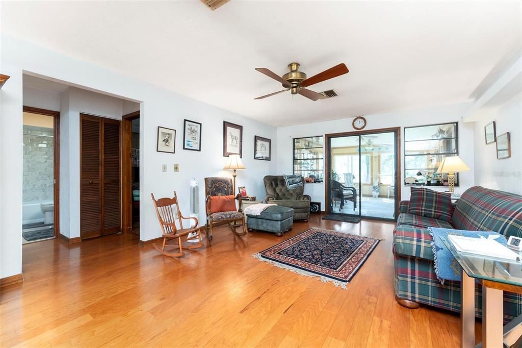 For Sale: $1,250,000 (3 beds, 2 baths, 1606 Square Feet)