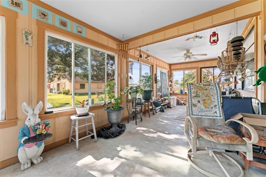 For Sale: $1,250,000 (3 beds, 2 baths, 1606 Square Feet)