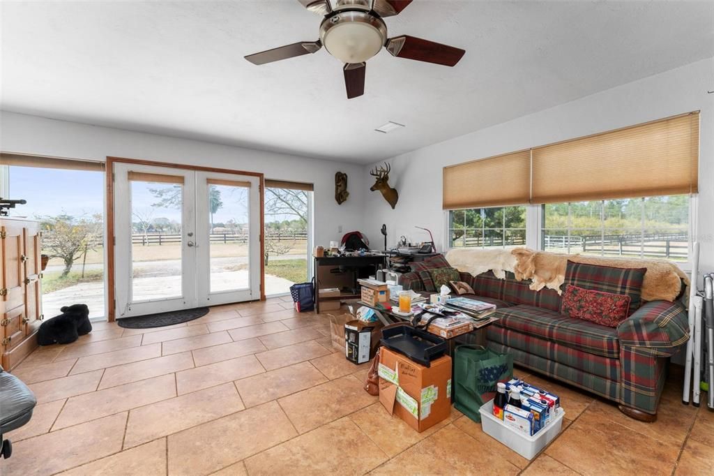 For Sale: $1,250,000 (3 beds, 2 baths, 1606 Square Feet)