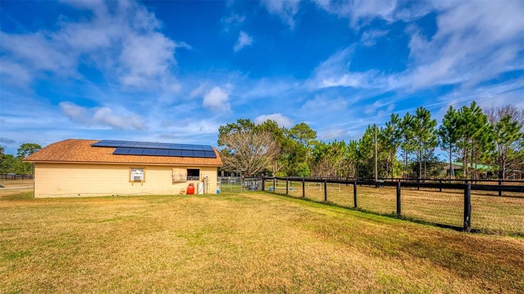 For Sale: $1,250,000 (3 beds, 2 baths, 1606 Square Feet)