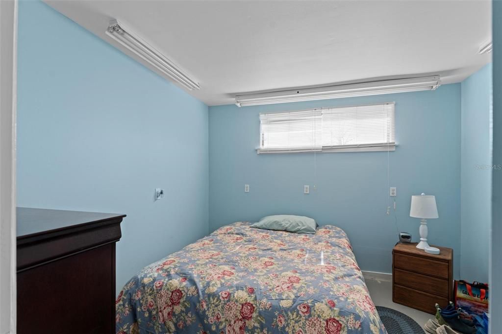 For Sale: $1,250,000 (3 beds, 2 baths, 1606 Square Feet)