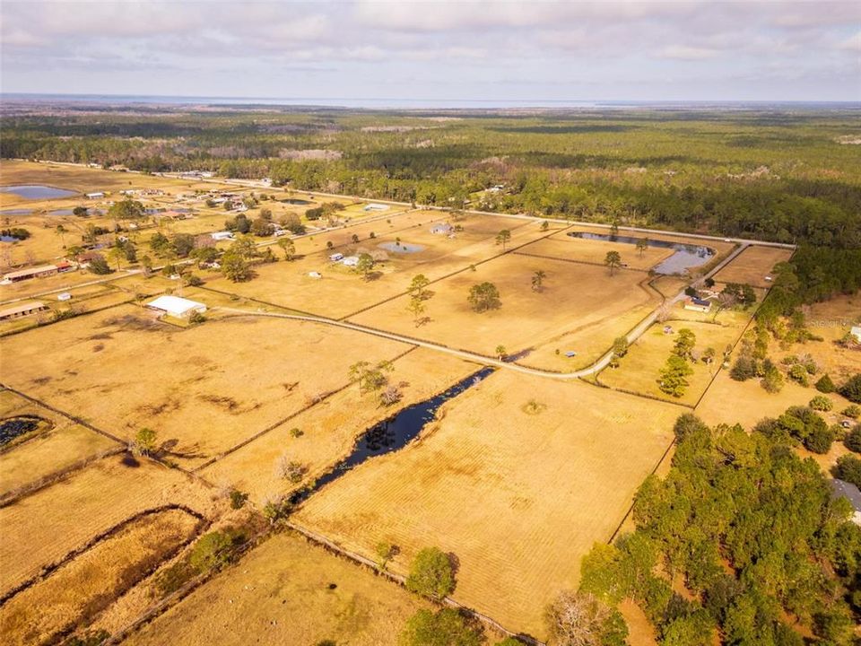 For Sale: $1,250,000 (3 beds, 2 baths, 1606 Square Feet)