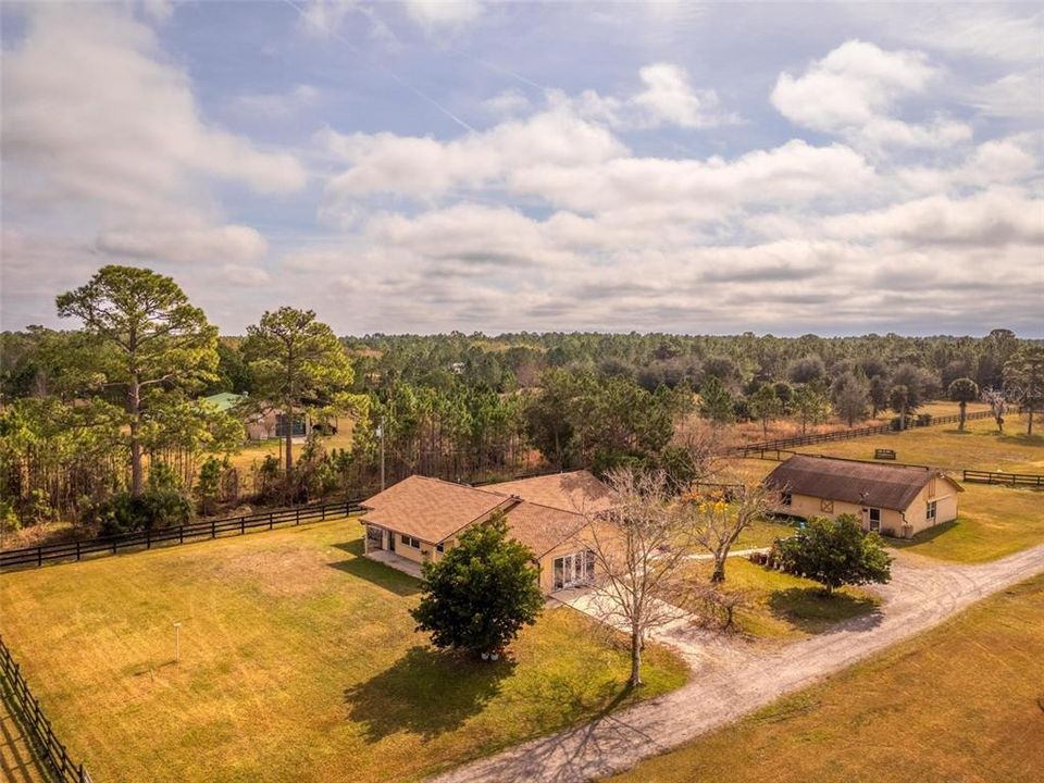 For Sale: $1,250,000 (3 beds, 2 baths, 1606 Square Feet)