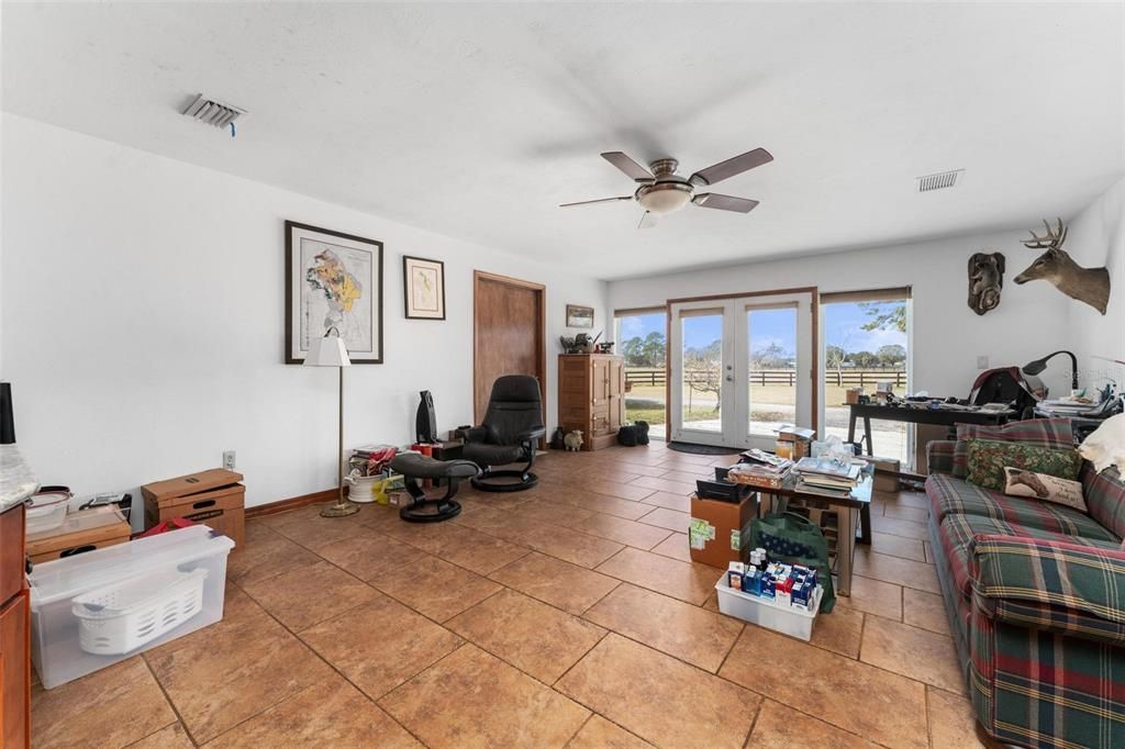 For Sale: $1,250,000 (3 beds, 2 baths, 1606 Square Feet)