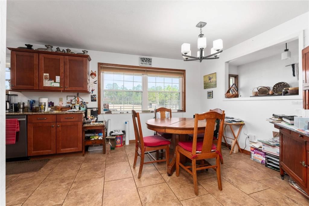 For Sale: $1,250,000 (3 beds, 2 baths, 1606 Square Feet)