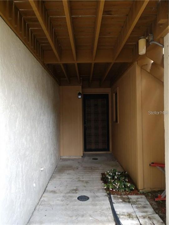 For Rent: $1,900 (2 beds, 2 baths, 1071 Square Feet)